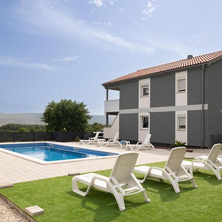 Apartments Zanic With Private Swimming Pool And Sea View Starigrad Paklenica Exterior foto