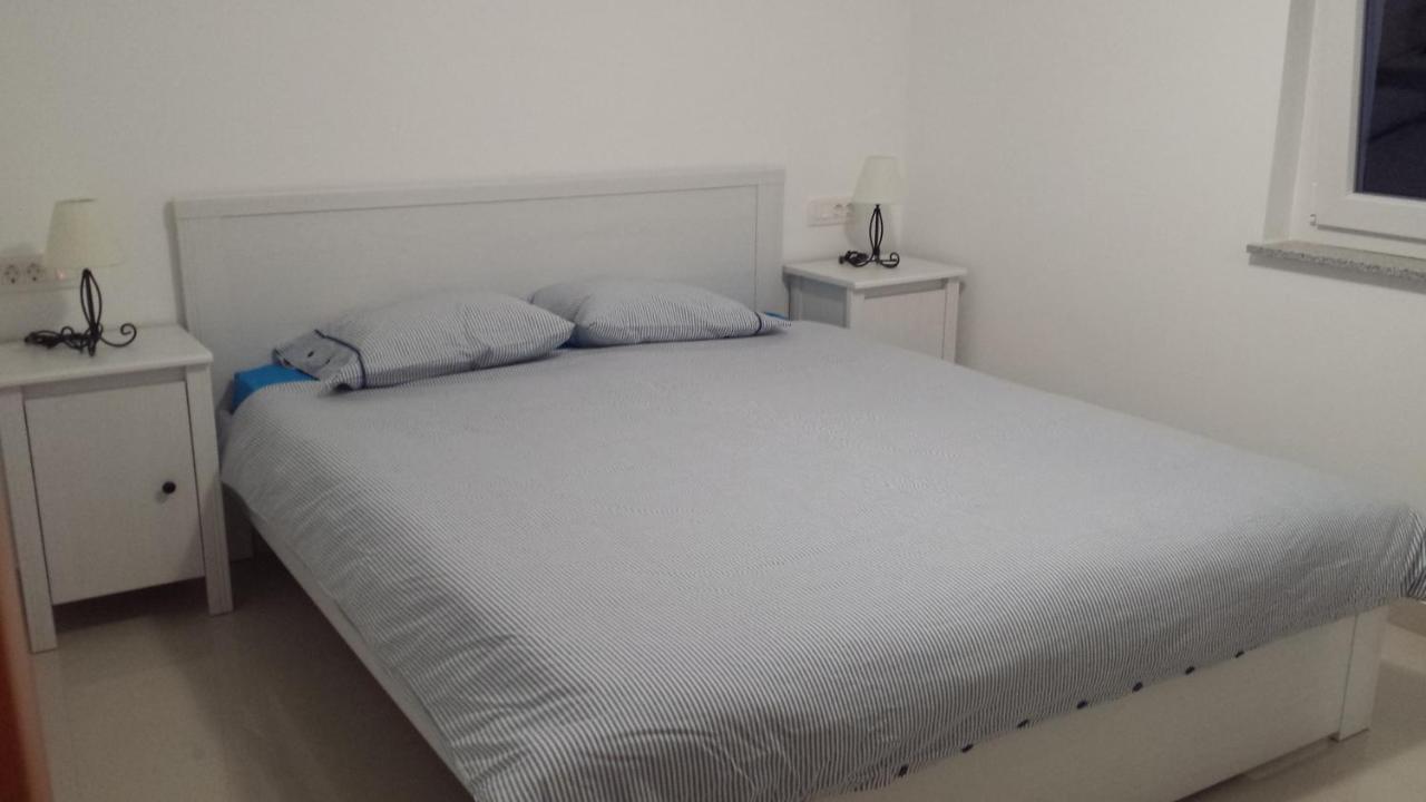 Apartments Zanic With Private Swimming Pool And Sea View Starigrad Paklenica Exterior foto
