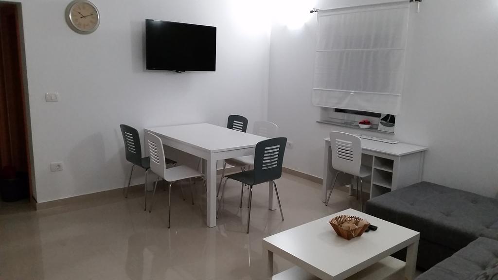 Apartments Zanic With Private Swimming Pool And Sea View Starigrad Paklenica Exterior foto