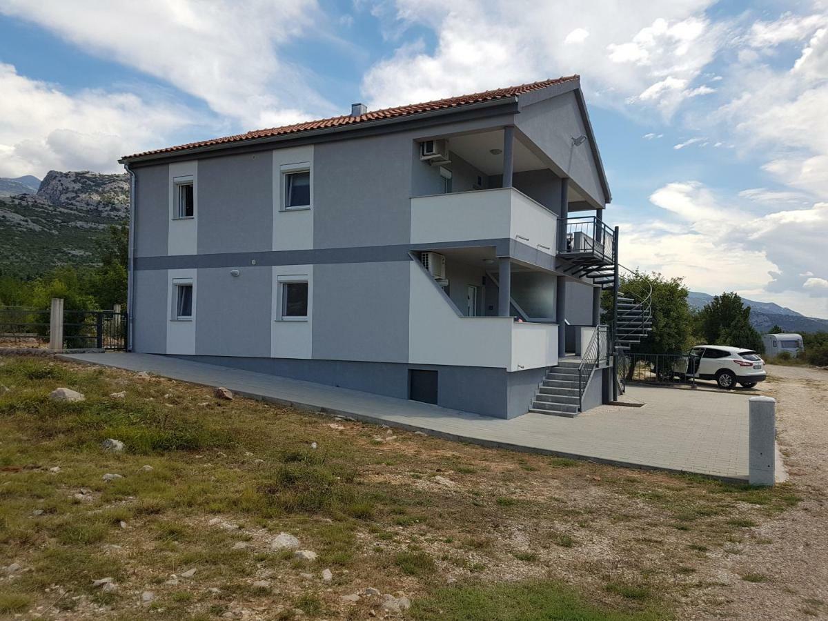 Apartments Zanic With Private Swimming Pool And Sea View Starigrad Paklenica Exterior foto